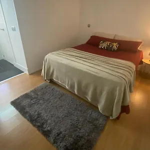 De Frente A 4 Torres, Habitacion Con Bano Madrid